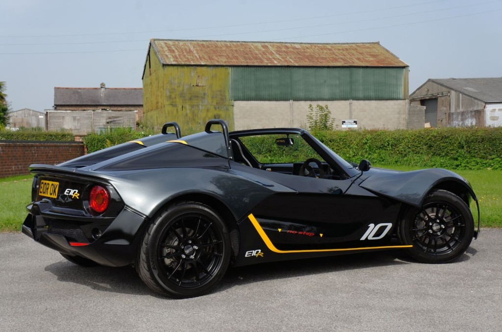 ZENOS E10