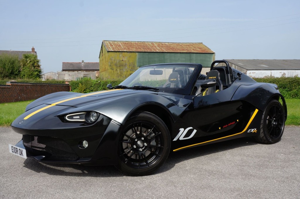 ZENOS E10