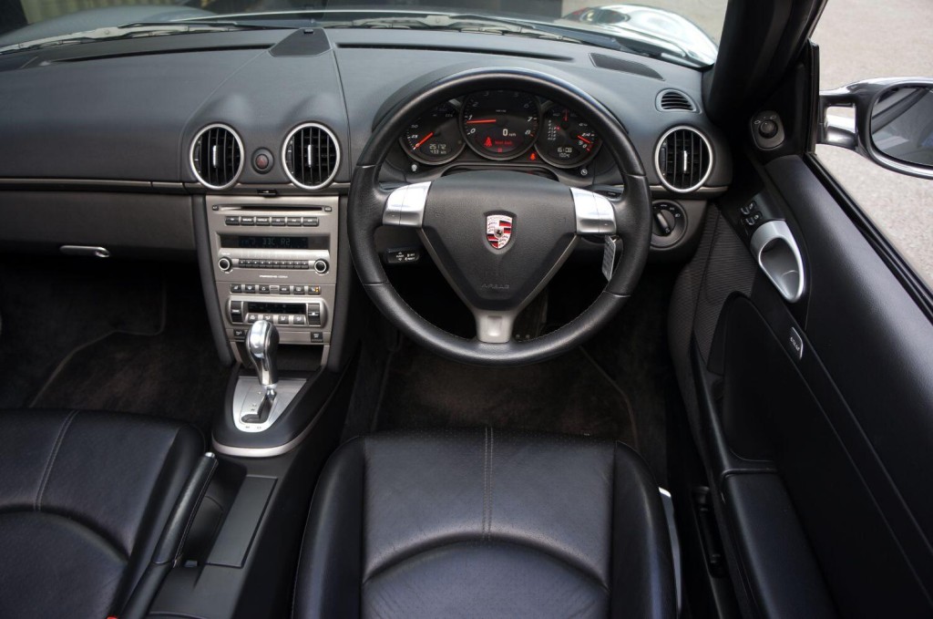 PORSCHE BOXSTER