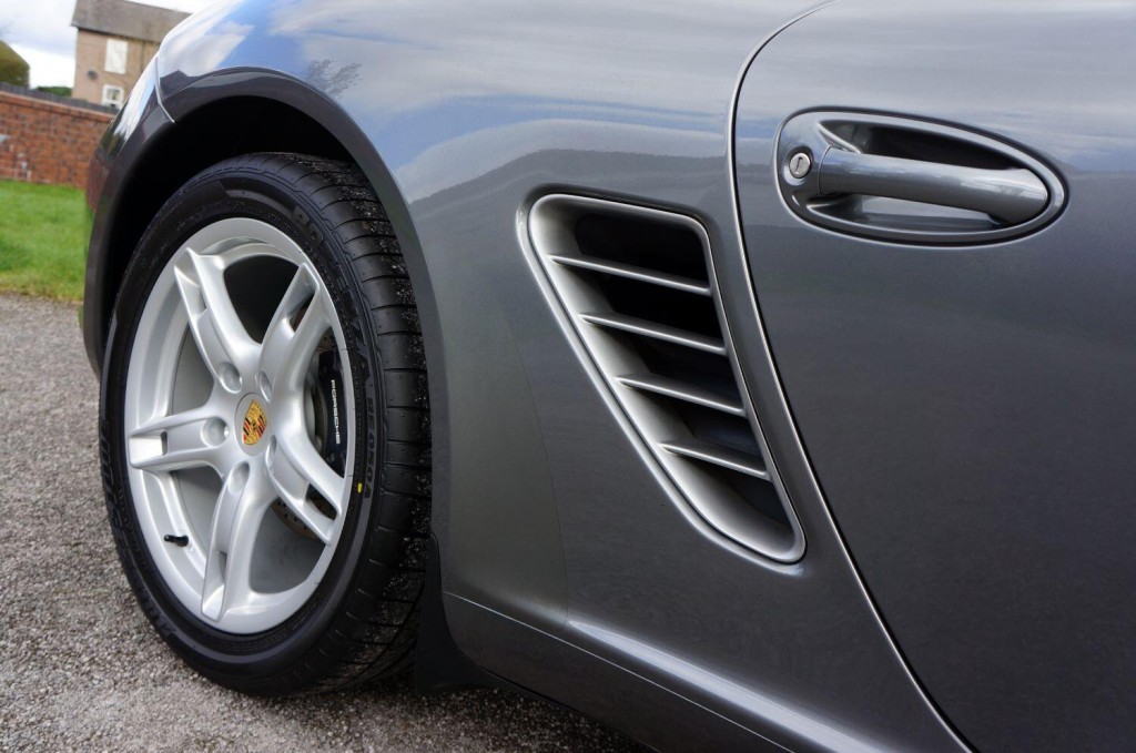 PORSCHE BOXSTER