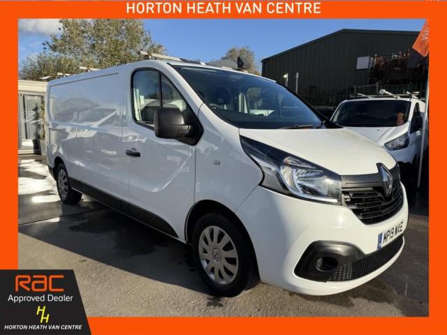 RENAULT TRAFIC LL29 120dCi BUSINESS+ EU6-AC-SAT NAV-HEAT SCRN-E PACK-PARK SEN-ROOF RACK- (2019/19)