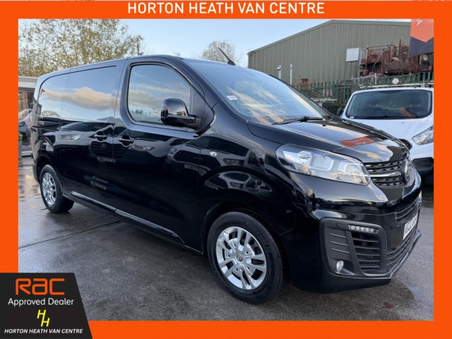 VAUXHALL VIVARO 2.0 TURBO D 3100 SPORTIVE 145BHP-AC-PARKPILOT-CRUISE-CARPLAY-E PACK (2022/22)