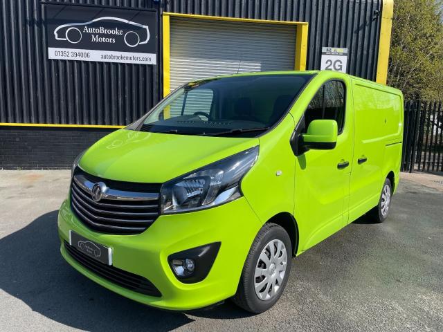 VAUXHALL VIVARO 1.6 CDTi 2700 BiTurbo ecoTEC Sportive