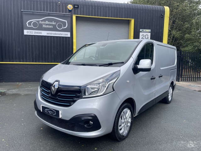 RENAULT TRAFIC 1.6 SL27 dCi 120 Sport Nav Euro 6