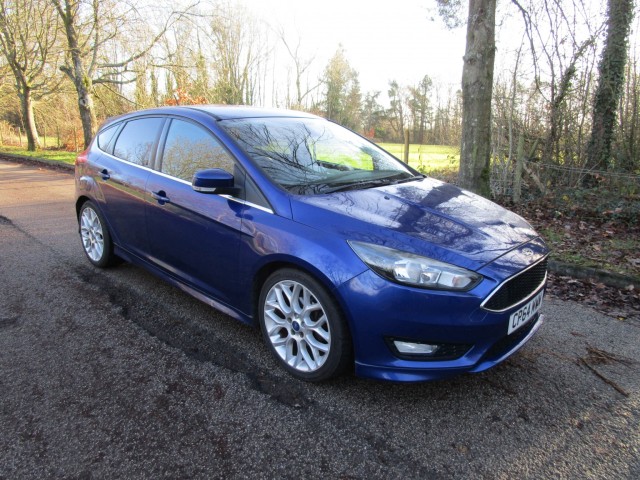 FORD FOCUS 1.6 TDCi Zetec S Performance - Deep Impact Blue - 2 Owners