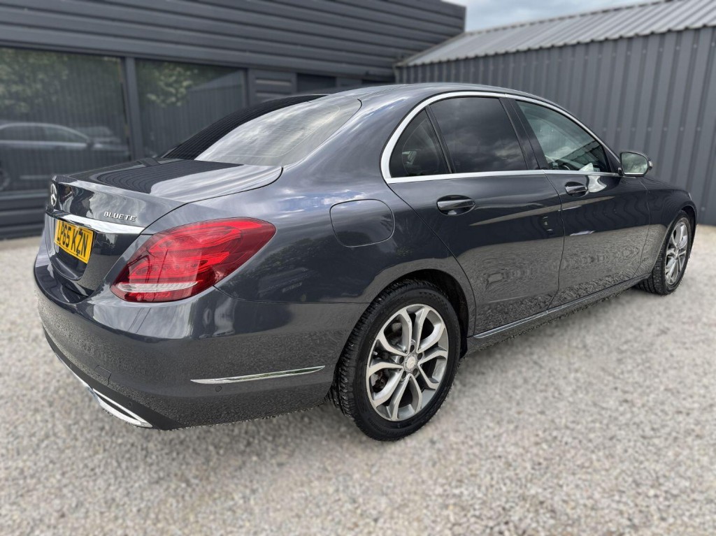 View MERCEDES-BENZ C CLASS 1.6 C200d Sport