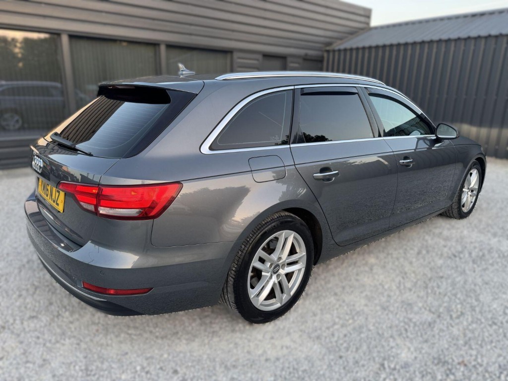 View AUDI A4 AVANT 2.0 TDI ultra SE