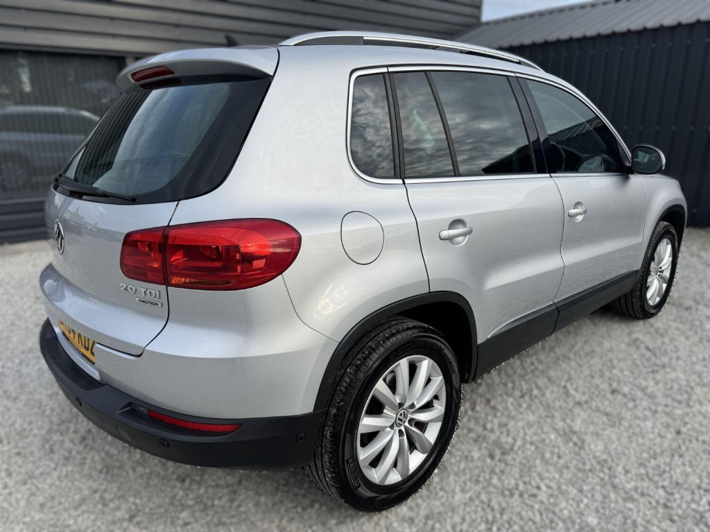 View VOLKSWAGEN TIGUAN 2.0 TDI BlueMotion Tech Match