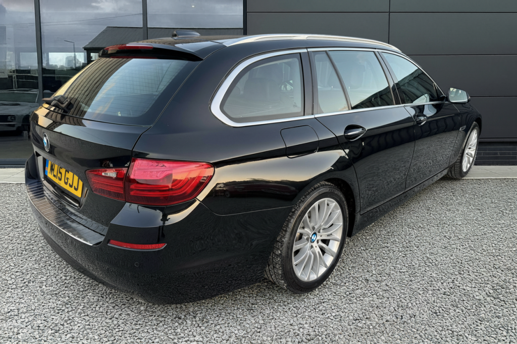 View BMW 5 SERIES 2.0 520d Luxury Touring