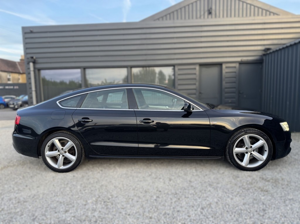 View AUDI A5 2.0 TDI S line