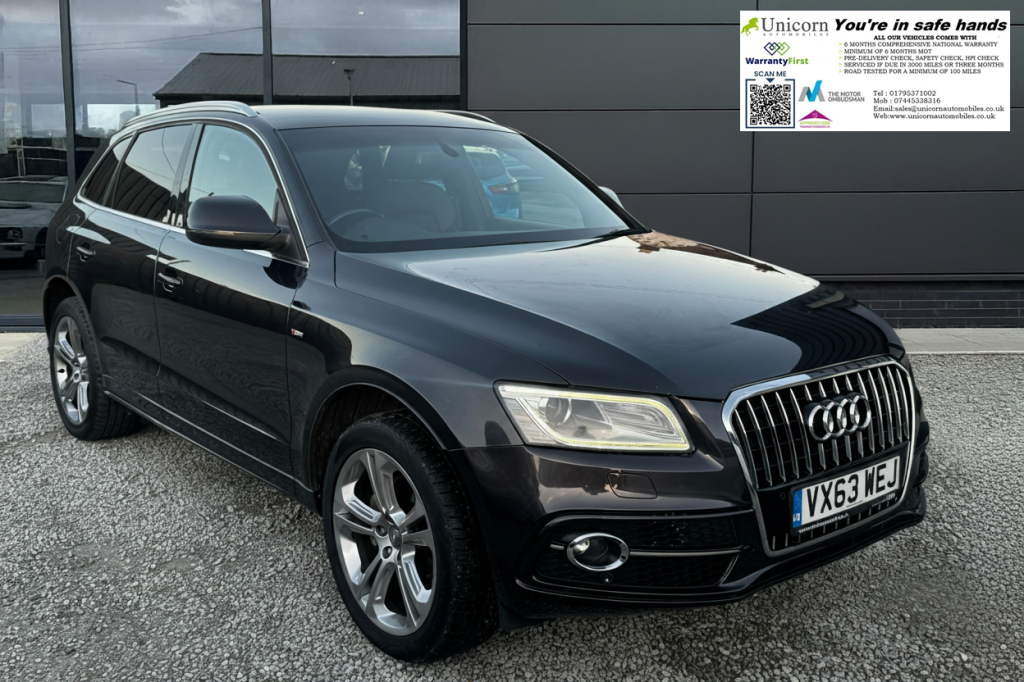 View AUDI Q5 2.0 TDI S line Plus