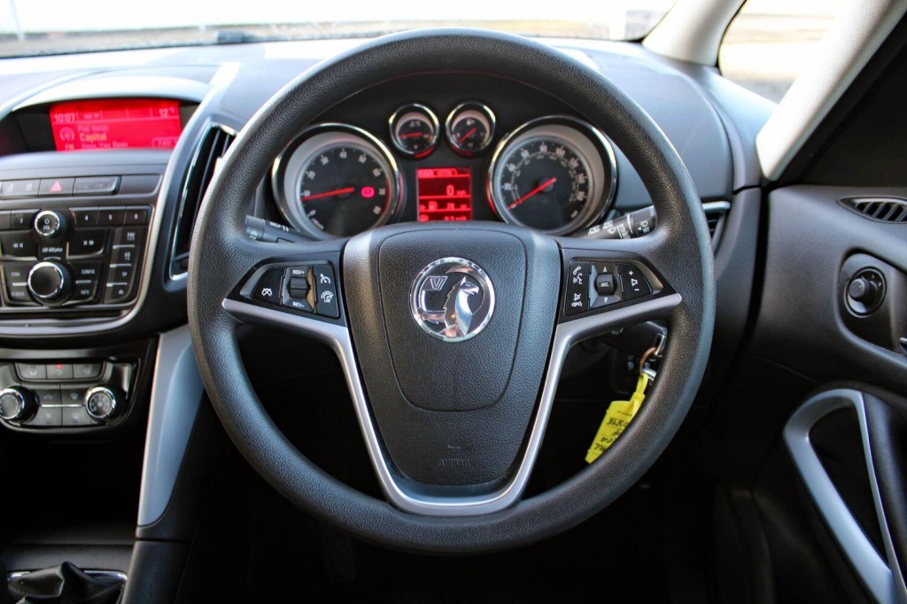 VAUXHALL ZAFIRA TOURER