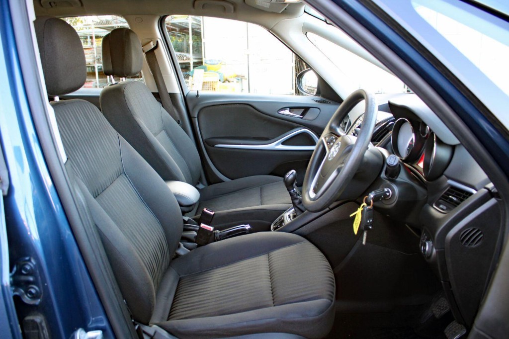 VAUXHALL ZAFIRA TOURER
