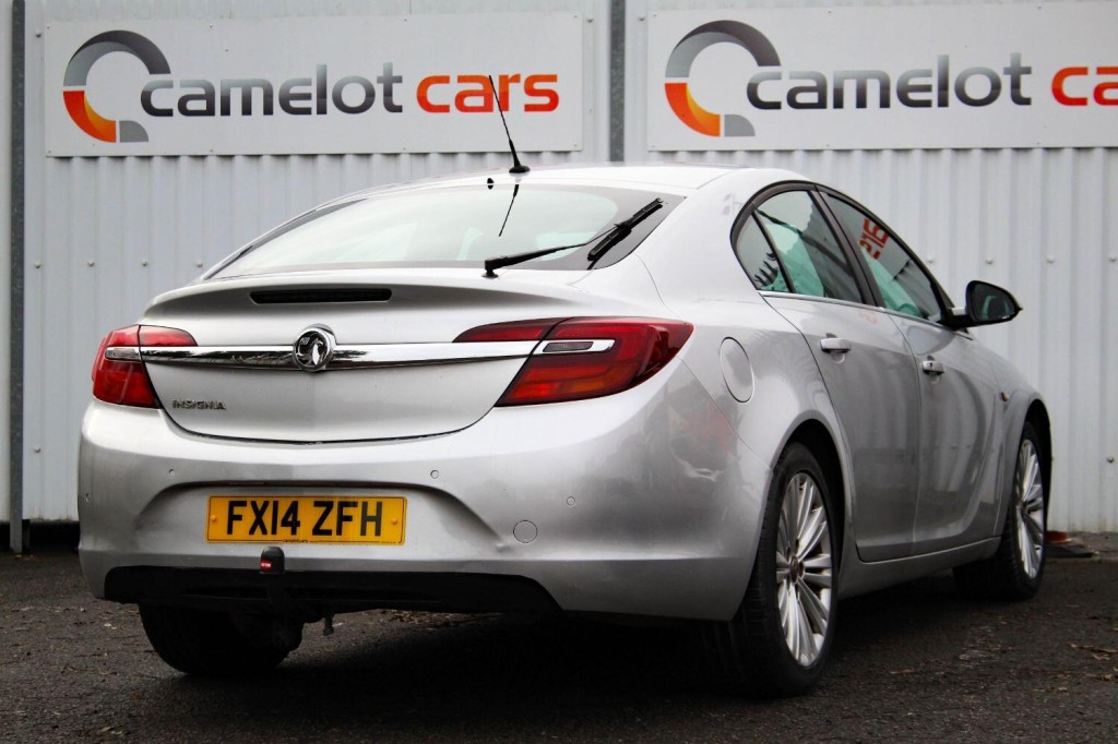 VAUXHALL INSIGNIA
