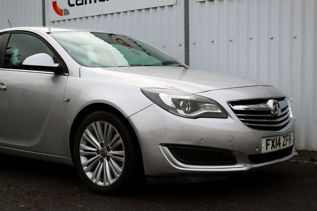 VAUXHALL INSIGNIA