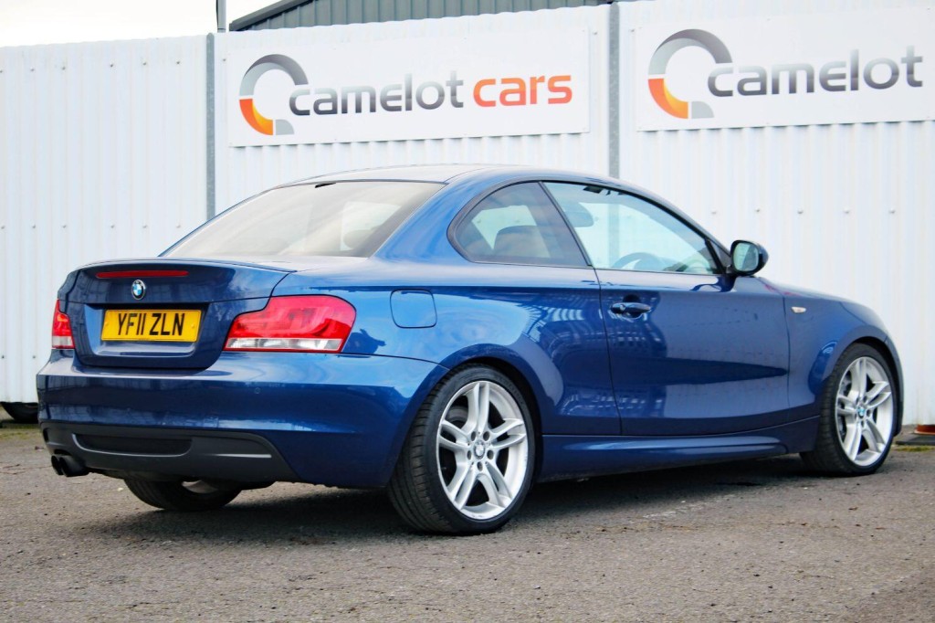 BMW 1 SERIES
