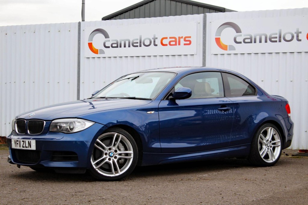 BMW 1 SERIES