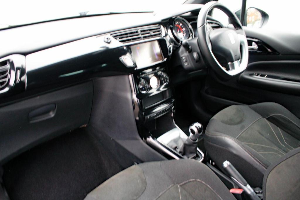 DS AUTOMOBILES DS 3