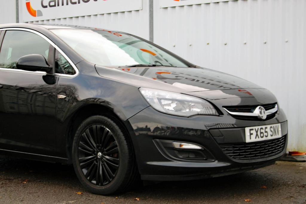 VAUXHALL ASTRA