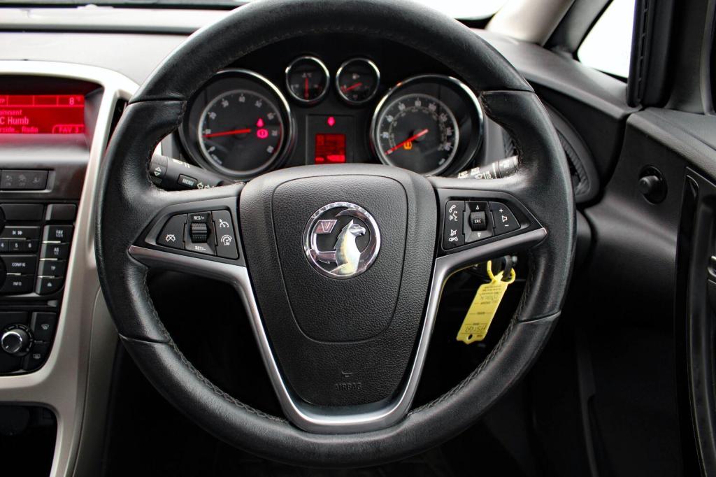 VAUXHALL ASTRA