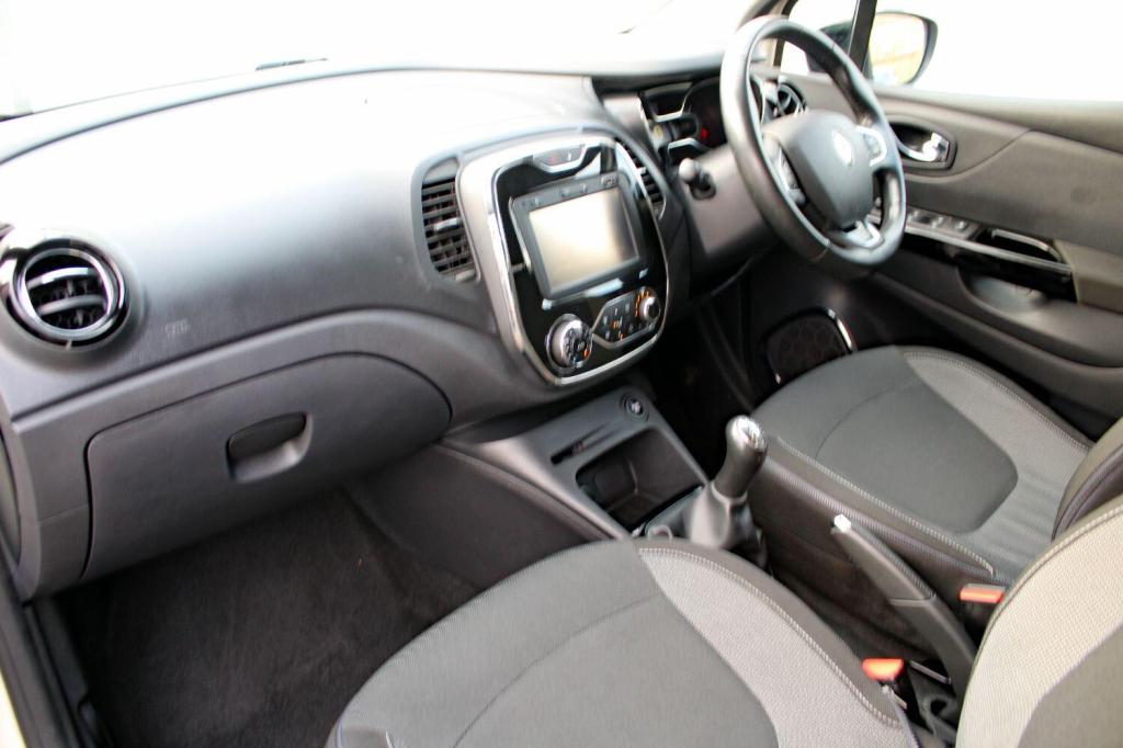 RENAULT CAPTUR