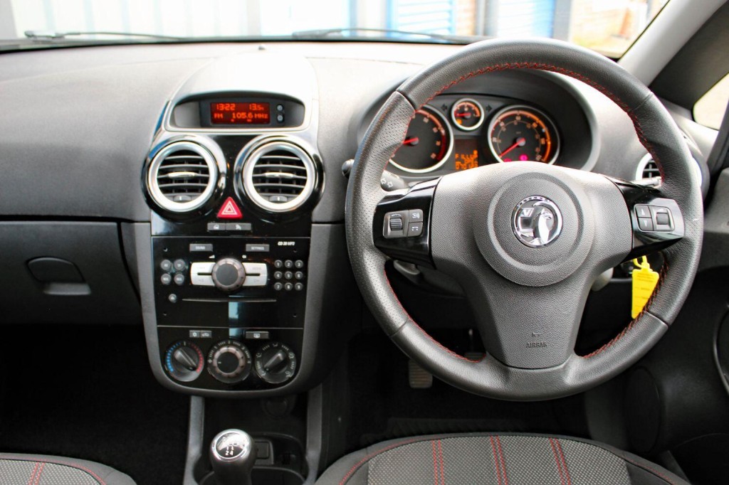 VAUXHALL CORSA