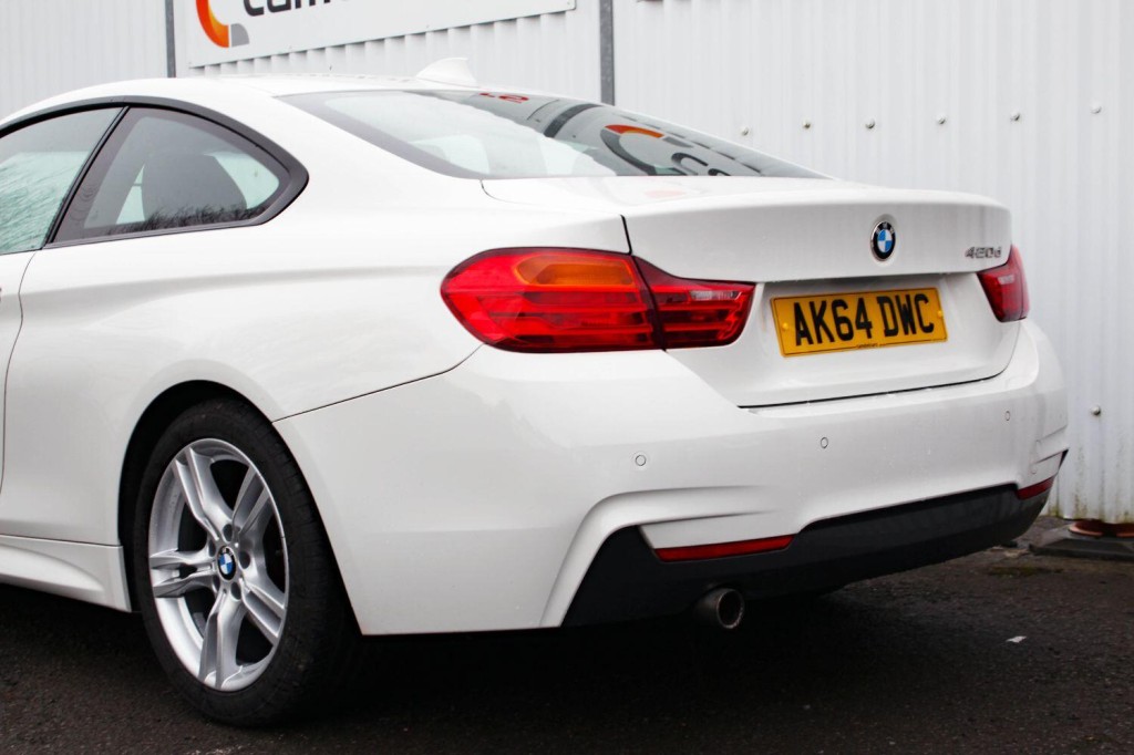 BMW 4 SERIES