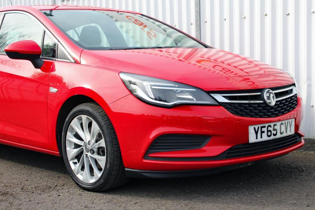 VAUXHALL ASTRA