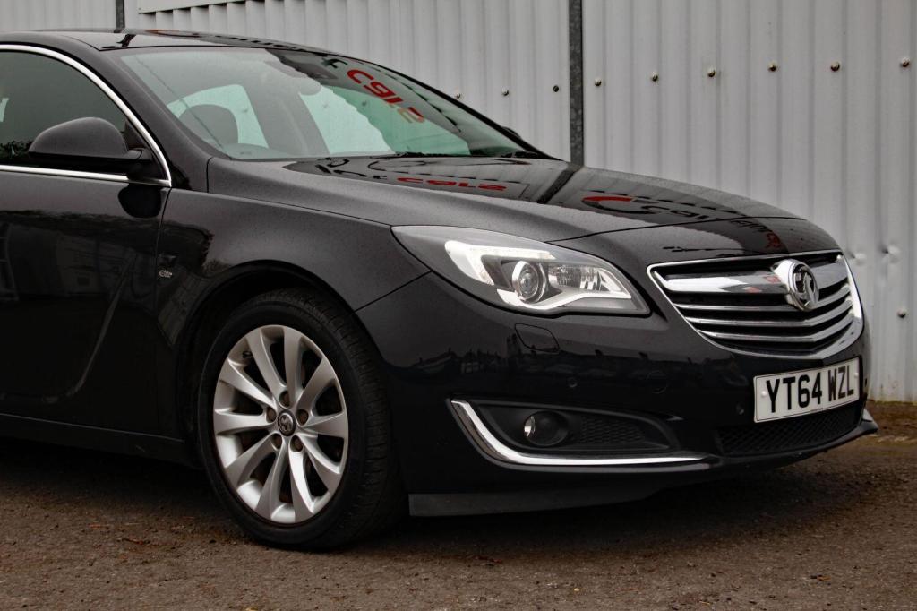 VAUXHALL INSIGNIA