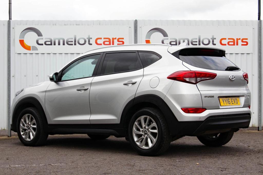HYUNDAI TUCSON