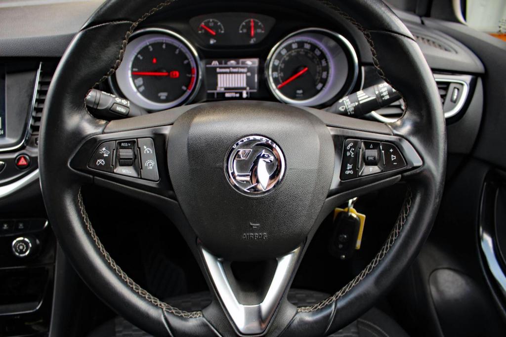 VAUXHALL ASTRA