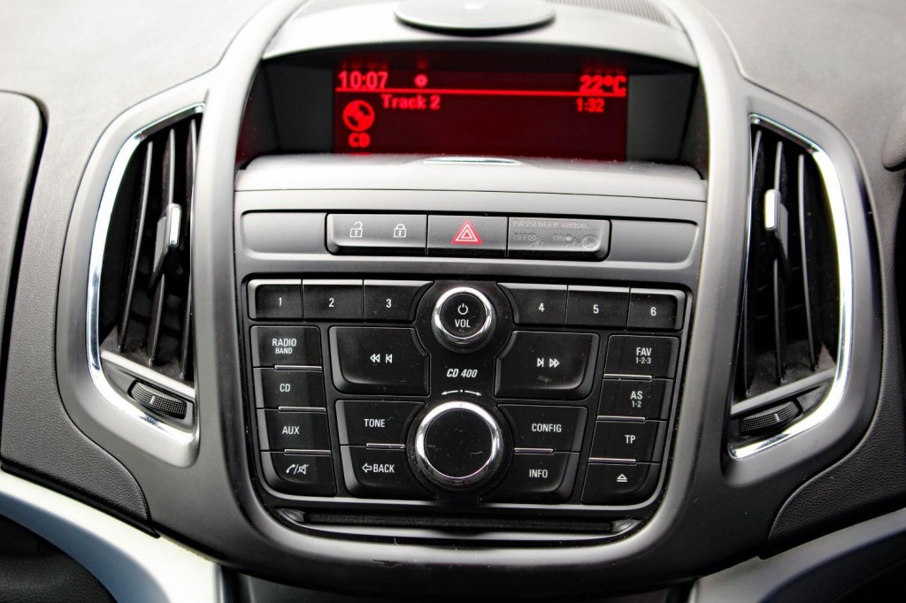 VAUXHALL ZAFIRA TOURER