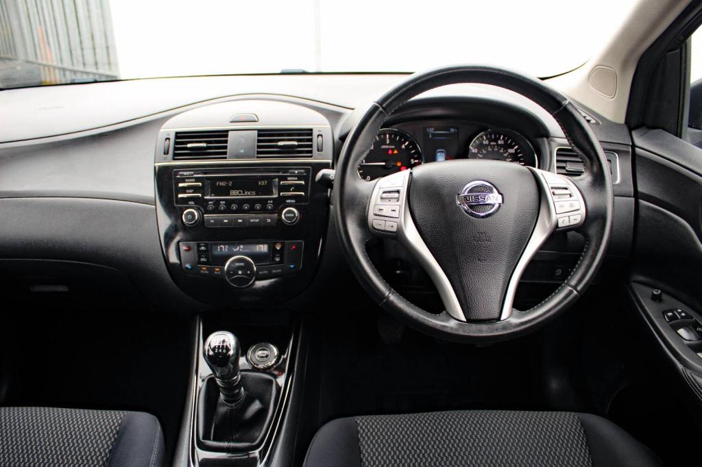 NISSAN PULSAR