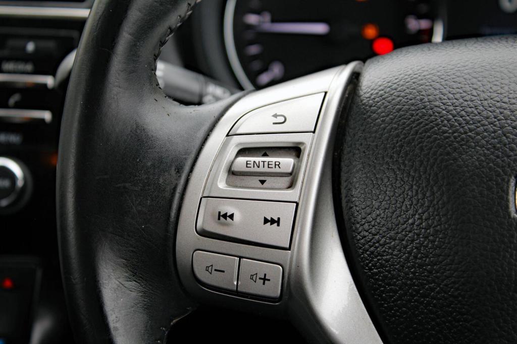NISSAN PULSAR