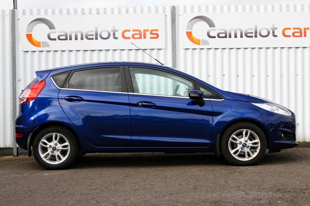 FORD FIESTA