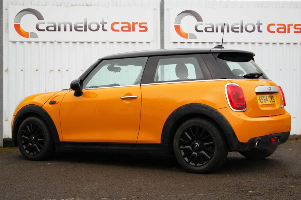 MINI HATCH