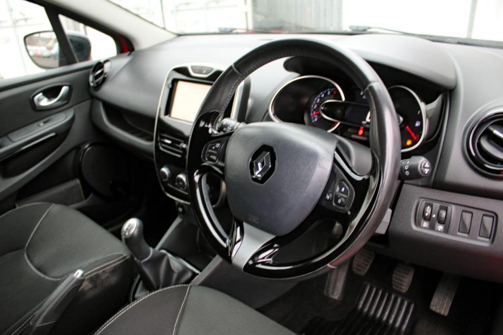 RENAULT CLIO