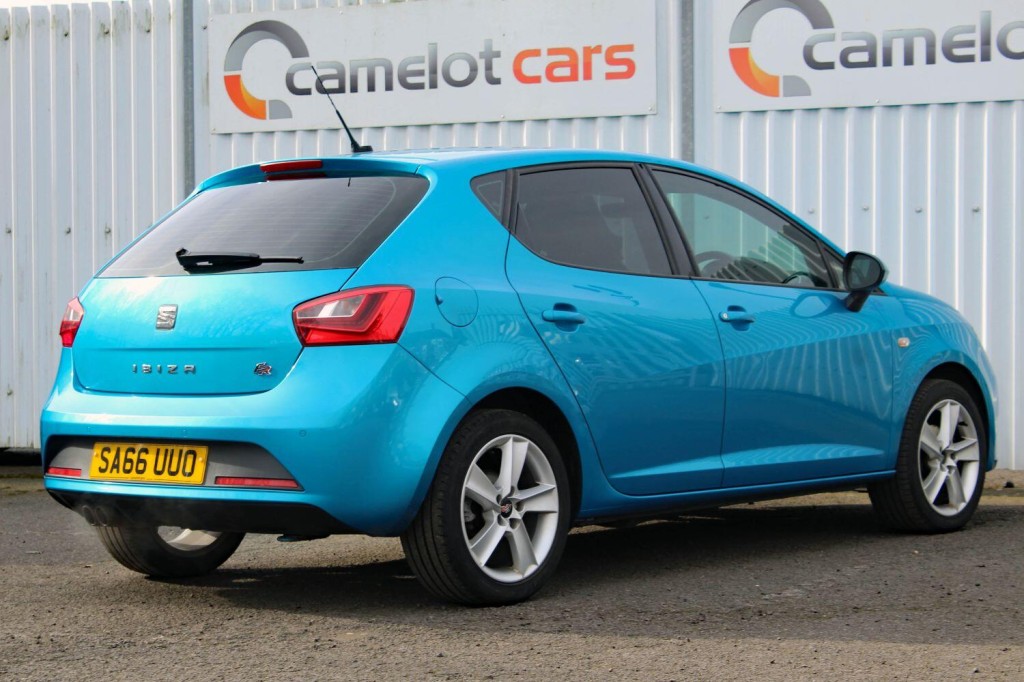 SEAT IBIZA