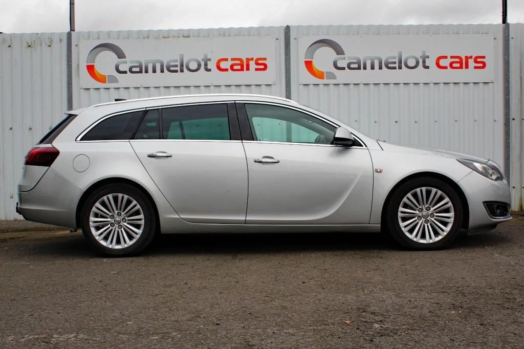 VAUXHALL INSIGNIA