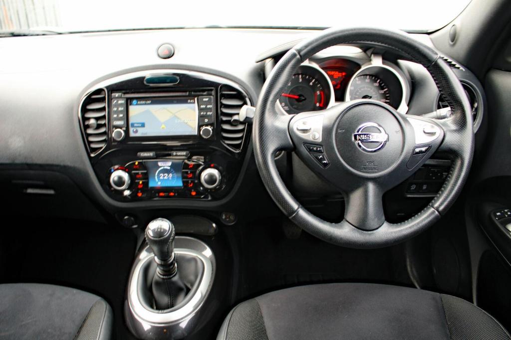 NISSAN JUKE