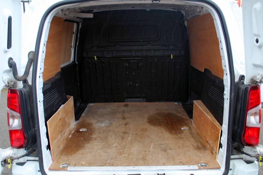 VAUXHALL COMBO