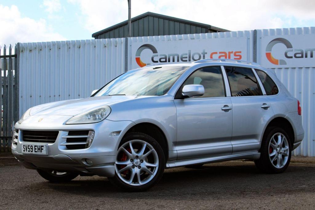 PORSCHE CAYENNE