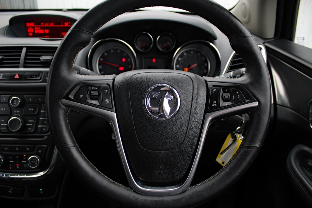 VAUXHALL MOKKA