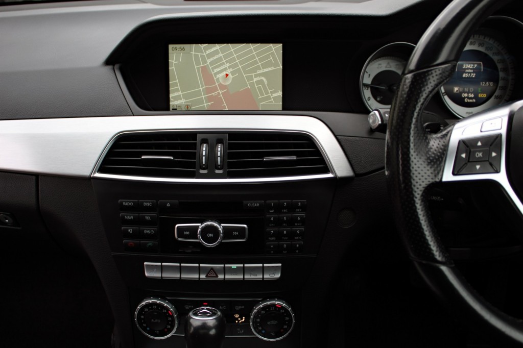 MERCEDES-BENZ C CLASS