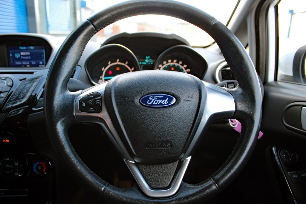 FORD FIESTA