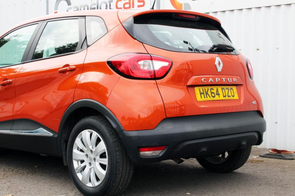 RENAULT CAPTUR