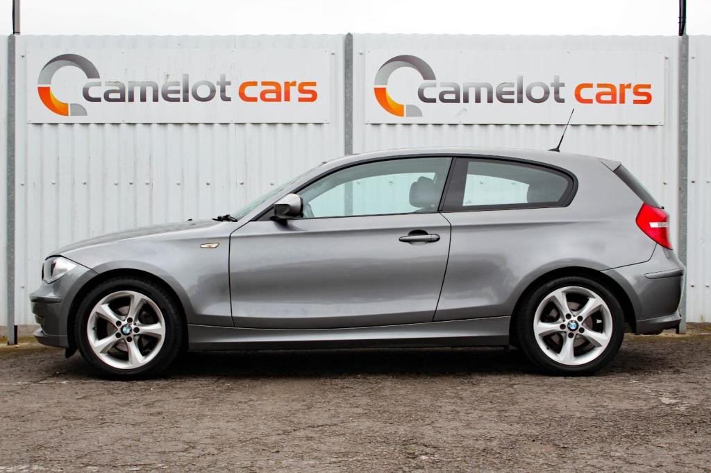 BMW 1 SERIES