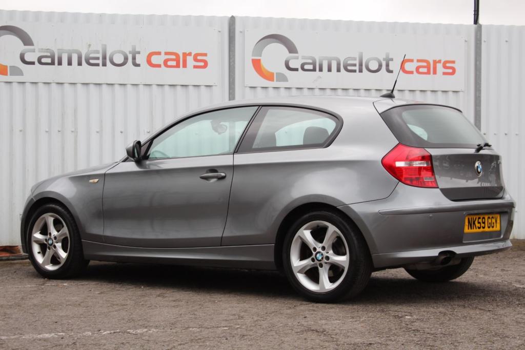 BMW 1 SERIES