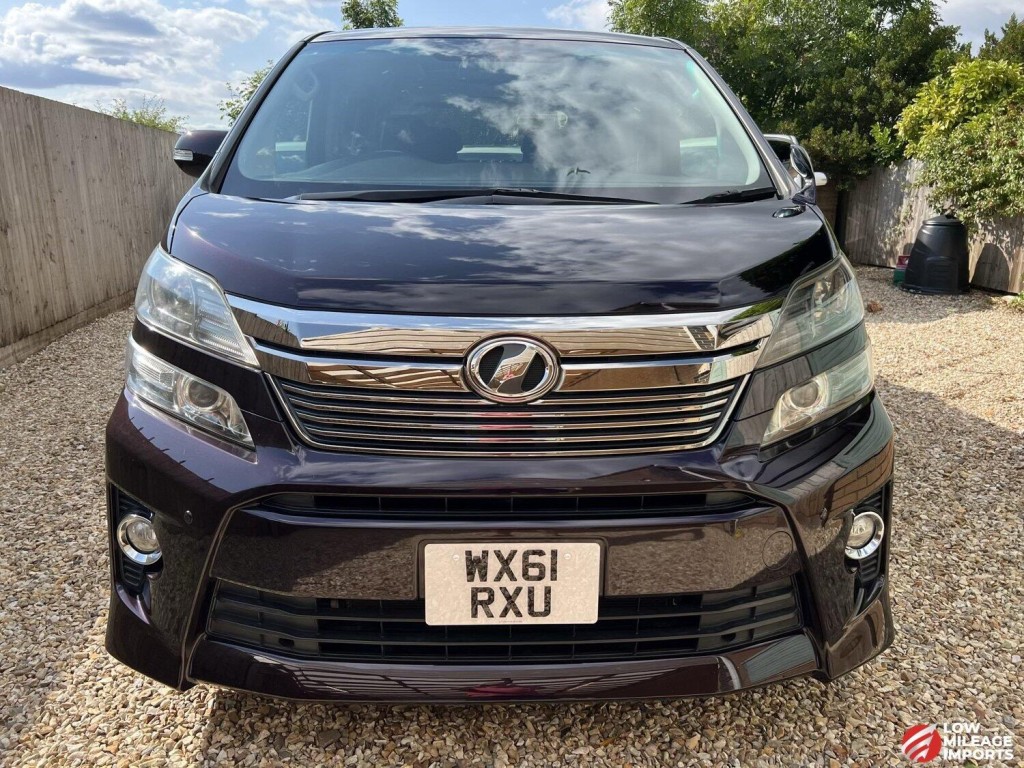 View TOYOTA VELLFIRE 2.4Z G Edition Twin Sunroofs Full black leather - NOW SOLD
