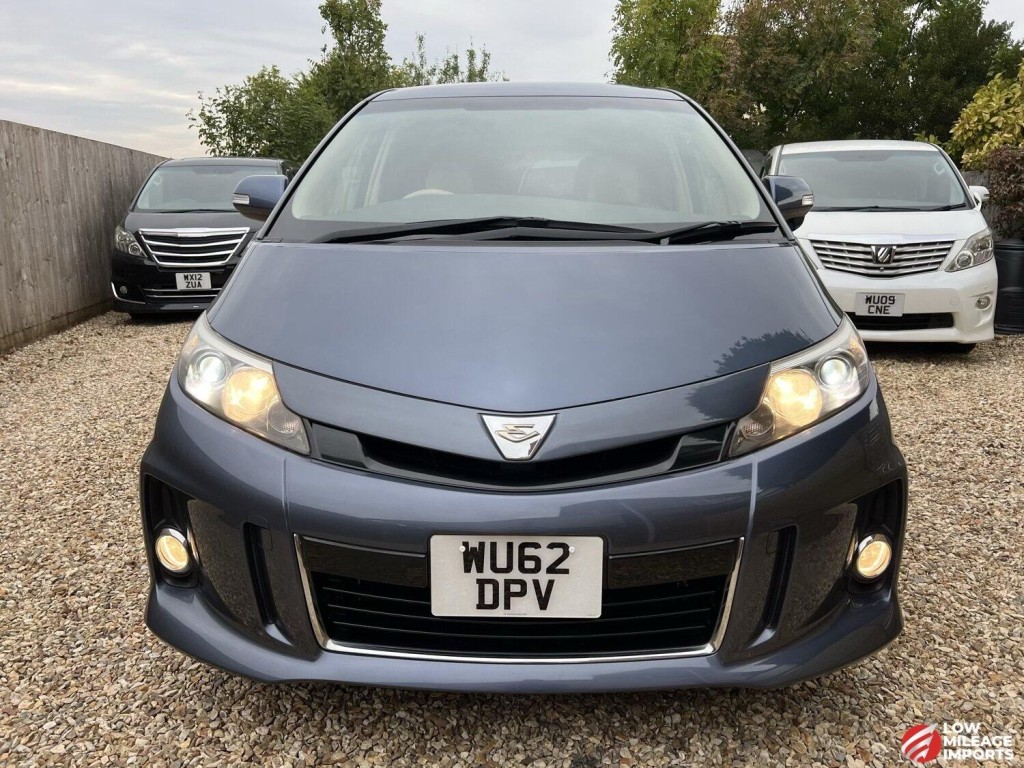 View TOYOTA ESTIMA Aeras 2.4